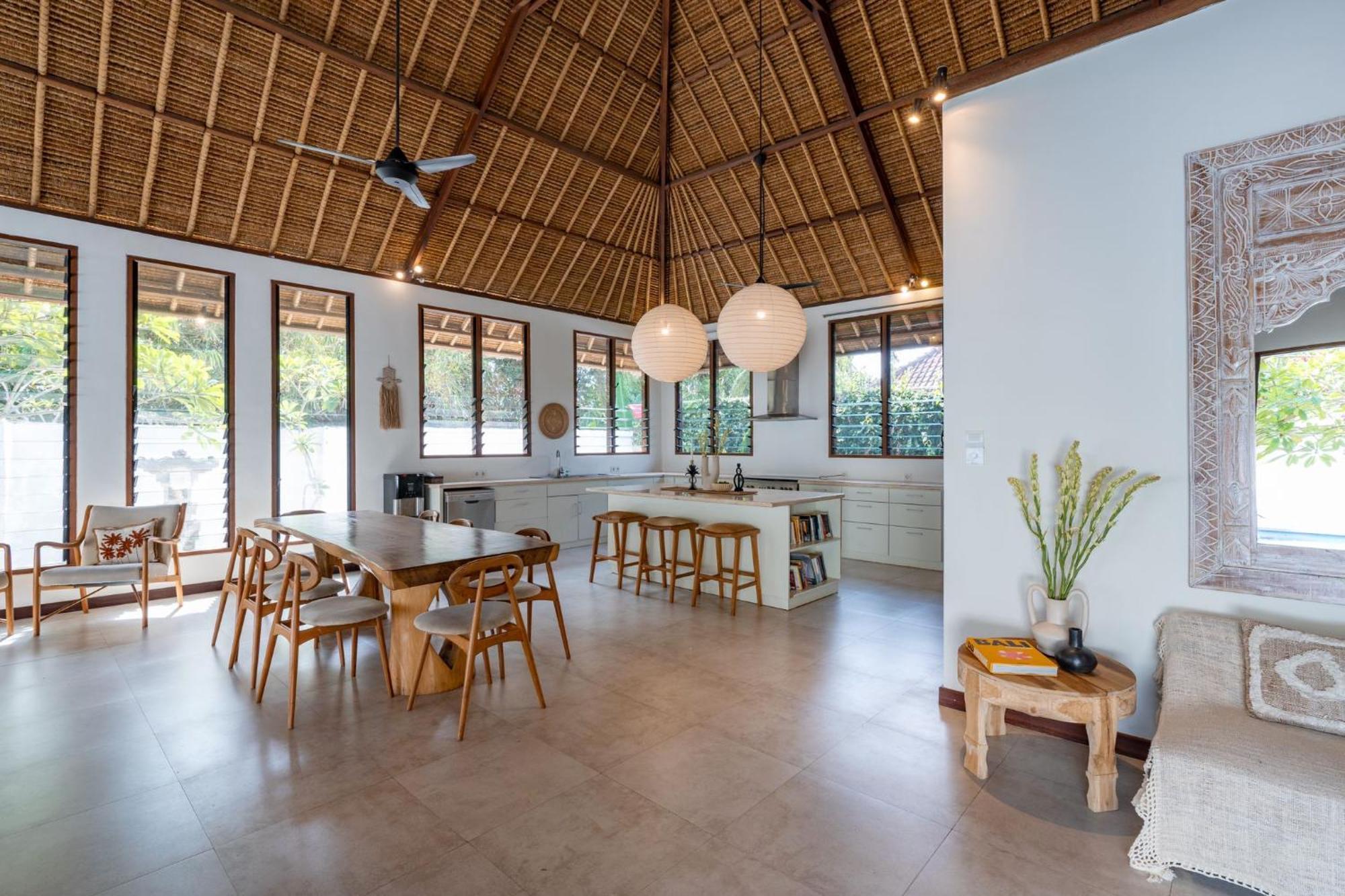 Castaway Nusa Lembongan Exterior foto